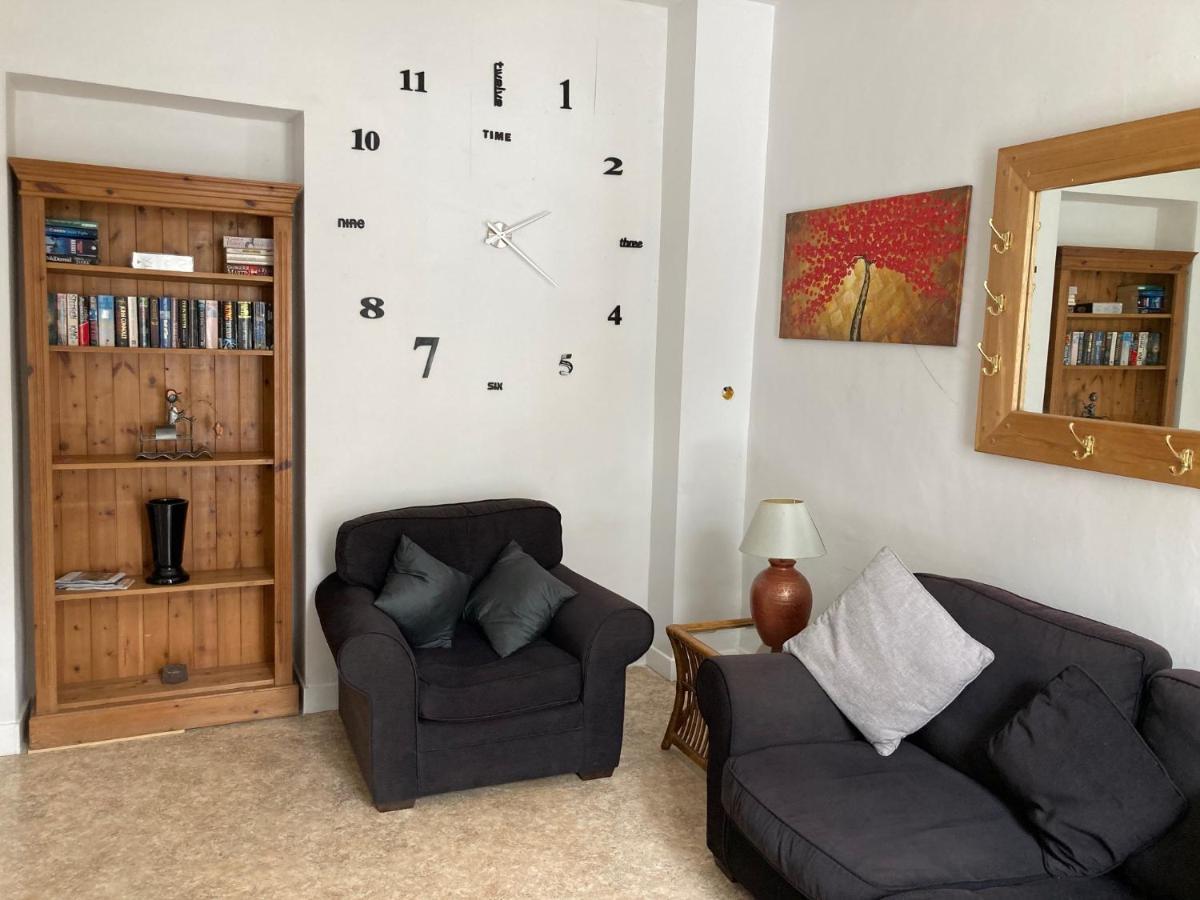 La Petite Maison - Self Catering Pre-en-Pail-Saint-Samson Exterior foto